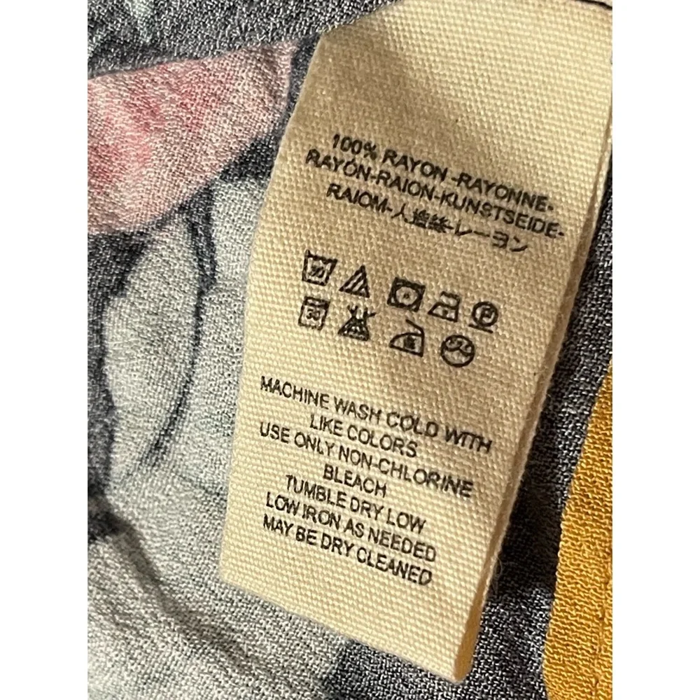 Free People Black and Pink Floral Blouse NWT SZ XS - Picture 7 of 11